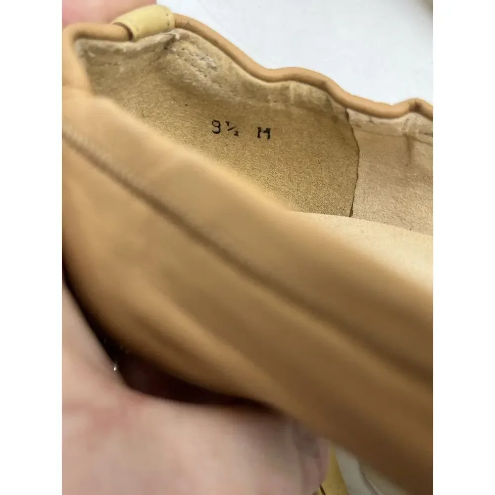 Stuart Weitzman Nude Tan Leather Patent Cap Toe Classic Heel Gold‎ Accent Sz 9.5